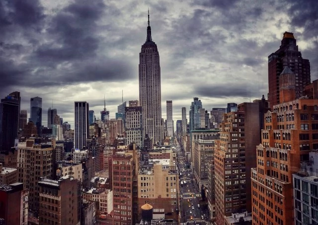 Widok na Empire State Building, jedną z ikon Manhattanu