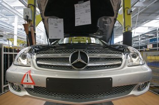 Daimler zainwestuje na niemieckim rynku 3 mld euro