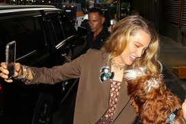 Svi pričaju o ČIZMAMA Blejk Lajvli zbog kojih je čak i PROVIDNI TOP pao u drugi plan: Poželećete ih u svom cipelarniku ISTE SEKUNDE