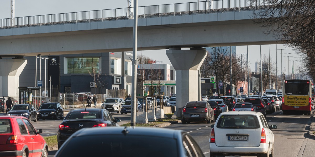 Posiadanie samochodu będzie wiązać się z wyższymi kosztami