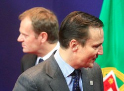 Sikorski przepowiada koniec Tuska