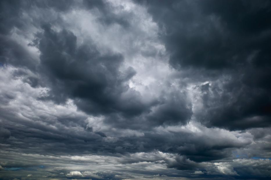 Kiadták a figyelmeztetést, nagy baj lehet, ha nem vigyázol: olyan dupla pofonnal jön az időjárás, hogy minden borul  fotó: Getty Images