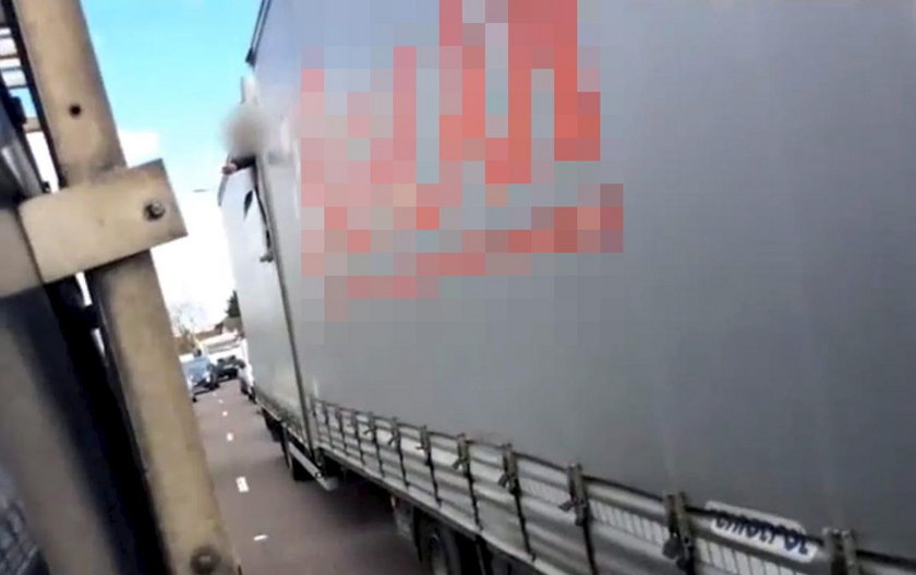 Imigrant zniszczył polską ciężarówkę. Uciekł z pędzącego samochodu