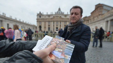 50 tysięcy egzemplarzy Ewangelii dla wiernych od papieża