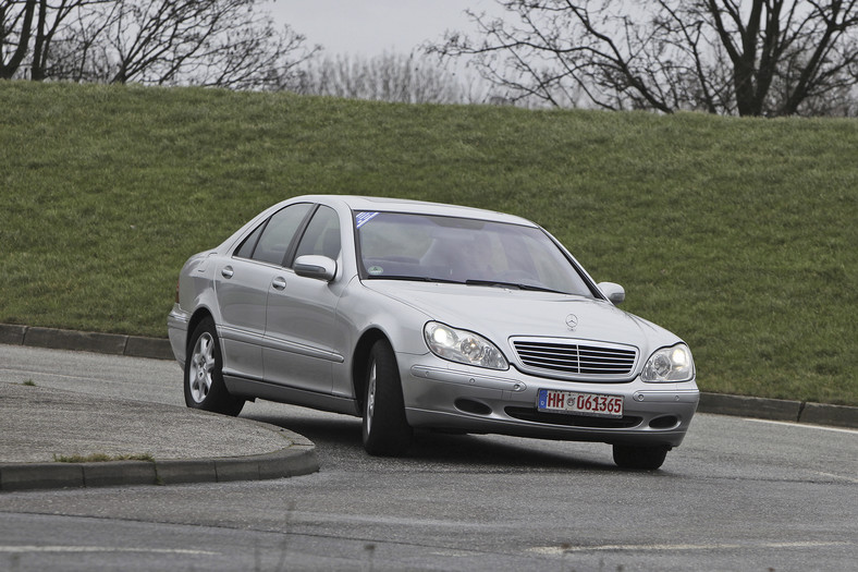 Mercedes S 400 CDI/250-260 KM (2000-05) - cena 19 500 zł