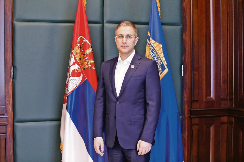 Nebojša Stefanović