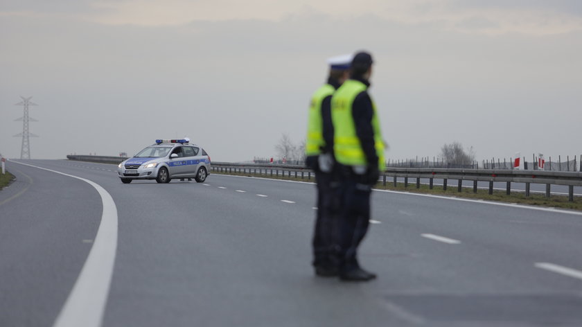 Dramat na autostradzie. Ciężarówka jechała pod prąd. Kierowca miał...