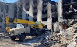 Mer Charkowa: W mieście zniszczone blisko 1000 budynków, głównie mieszkalnych