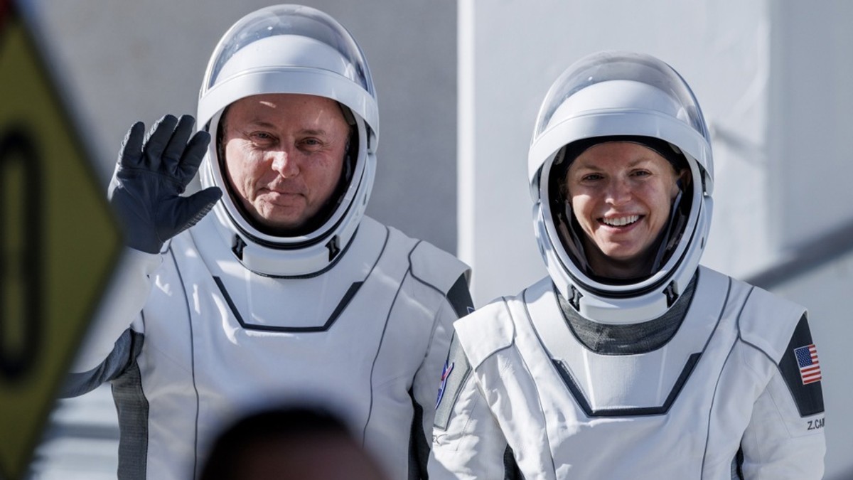 Majk Finki i Zena Kardman u Svemirskom centru Kenedi na Floridi 31. jula 2025.