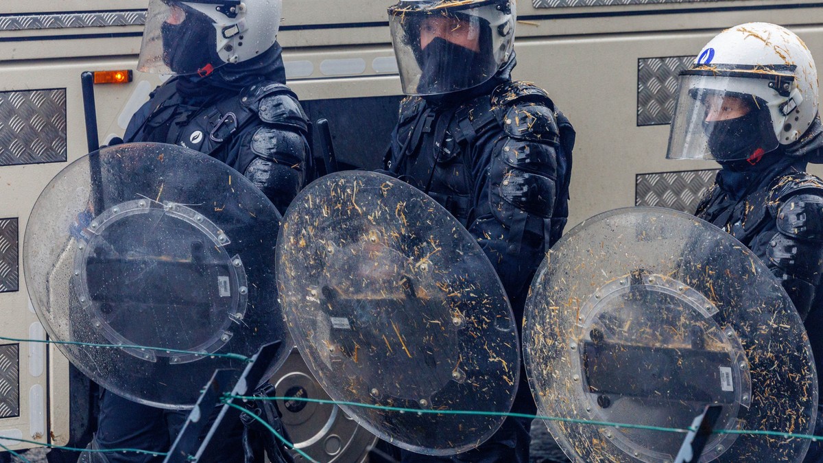 Az Iszlám Állam megfenyegette Franciaországot: rendkívüli terrorkészültséget rendeltek el