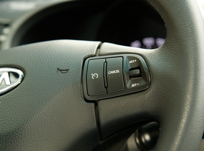 Nowa Kia Sportage to samochód, który swoimi atutami skusił już ponad 3300 Polaków. My sprawdziliśmy w teście wady i zalety tego modelu.