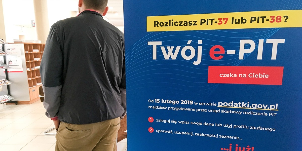 Podatnik, który spóźnił się ze złożeniem PIT za 2018 rok, powinien wraz z nim złożyć tzw. czynny żal.