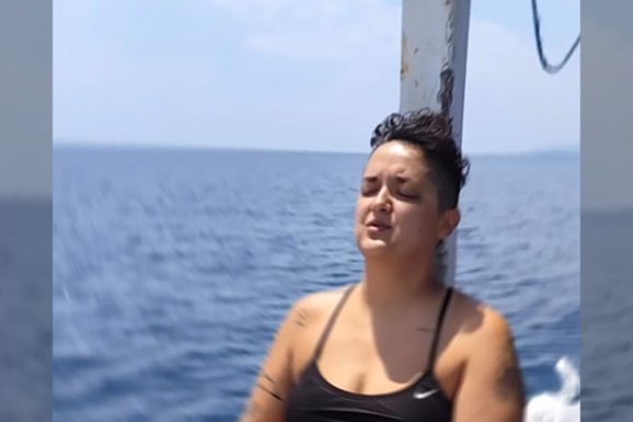 (VIDEO) GOLIŠAVO IZDANJE MARIJE ŠERIFOVIĆ Na Baliju se skinula u kupaći: Za mesec dana smršala 7 kg, jela doručak od 160 dinara