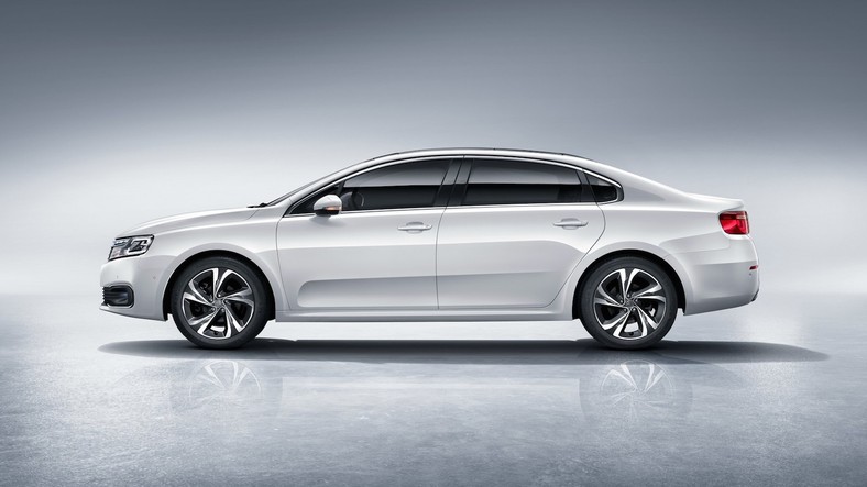 Nowy Citroen C6 dla Chin