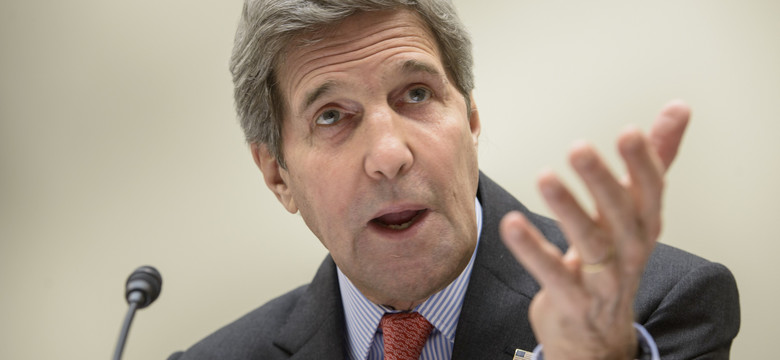 Kerry: ani Rosja, ani separatyści nie respektują zawieszenia broni