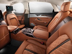 Bogacze nad Wisłą gonią Europę. Na jakie luksusowe limuzyny stać dziś Polaka?