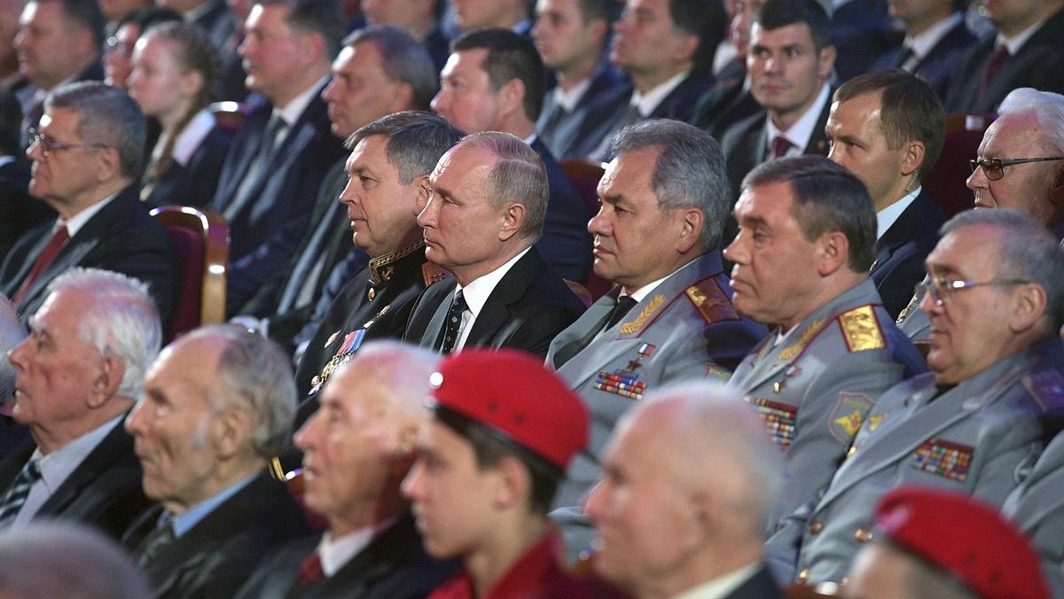 Prezydent Rosji Putin świętuje rocznicę powstania Agencji Wywiadu Wojskowego GRU
