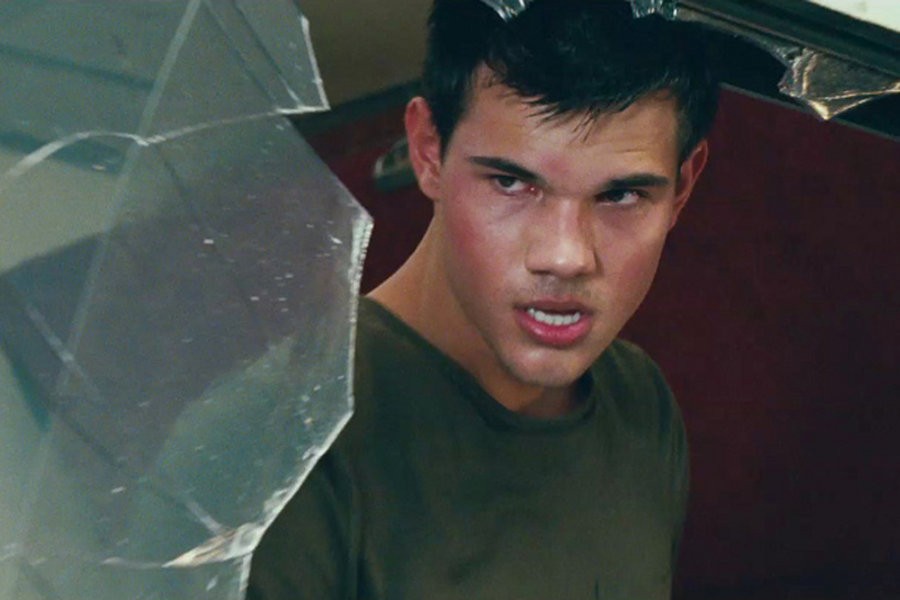 Taylor Lautner w filmie "Porwanie" (2011)