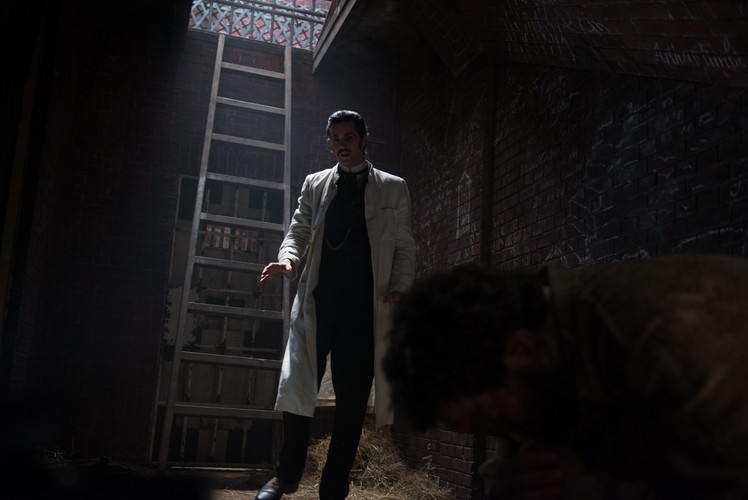 Jim Sturgess w filmie 'Obłąkani'