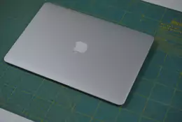 Samodzielna wymiana akumulatora w Apple MacBook Air w 10 minut. Poradnik