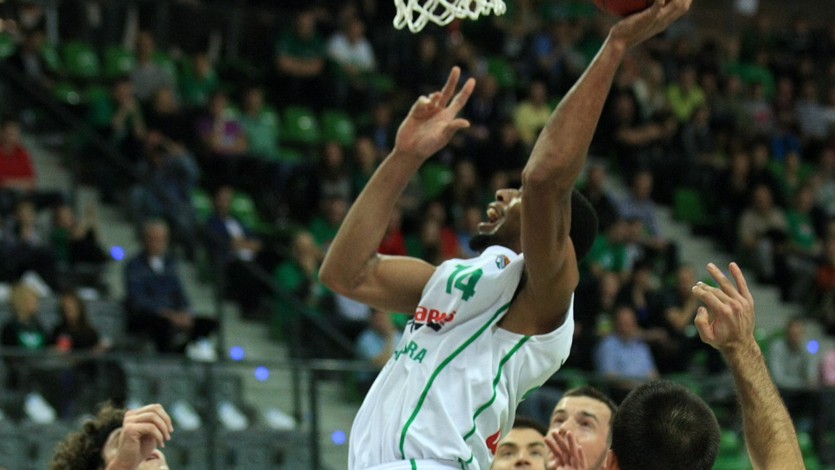 Nie było niespodzianek w sobotnich meczach 9. kolejki Tauron Basket Ligi. Swoej spotkania pewnie wygrali faworyci.