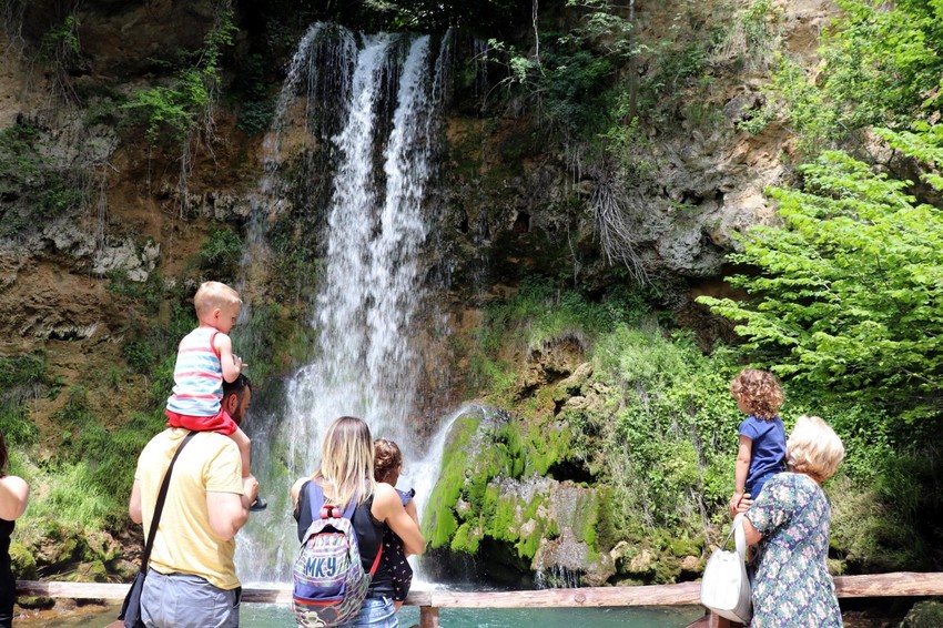 Vodopad Lisine i Resavska pećina
