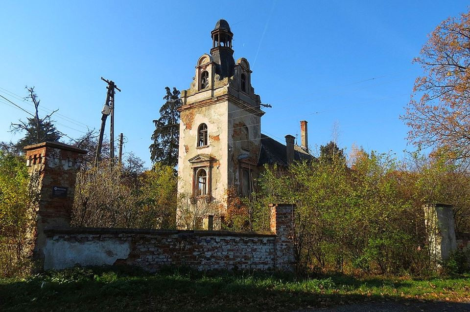 Samborowice koło Ziębic pałac w ruinie, historia i zdjęcia Podróże