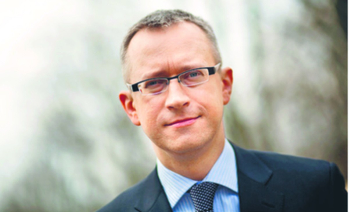 Grzegorz Długosz: sympatyczny, szybko nawiązuje kontakty materiały prasowe