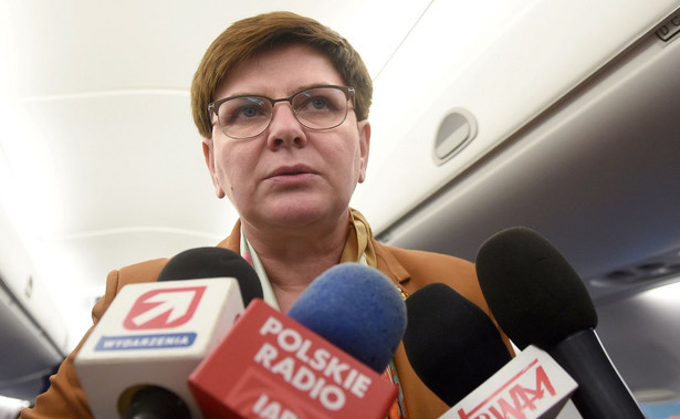 Spadło poparcie dla rządu. Jak Polacy oceniają pracę Szydło? A jak pracę Dudy? SONDAŻ TNS