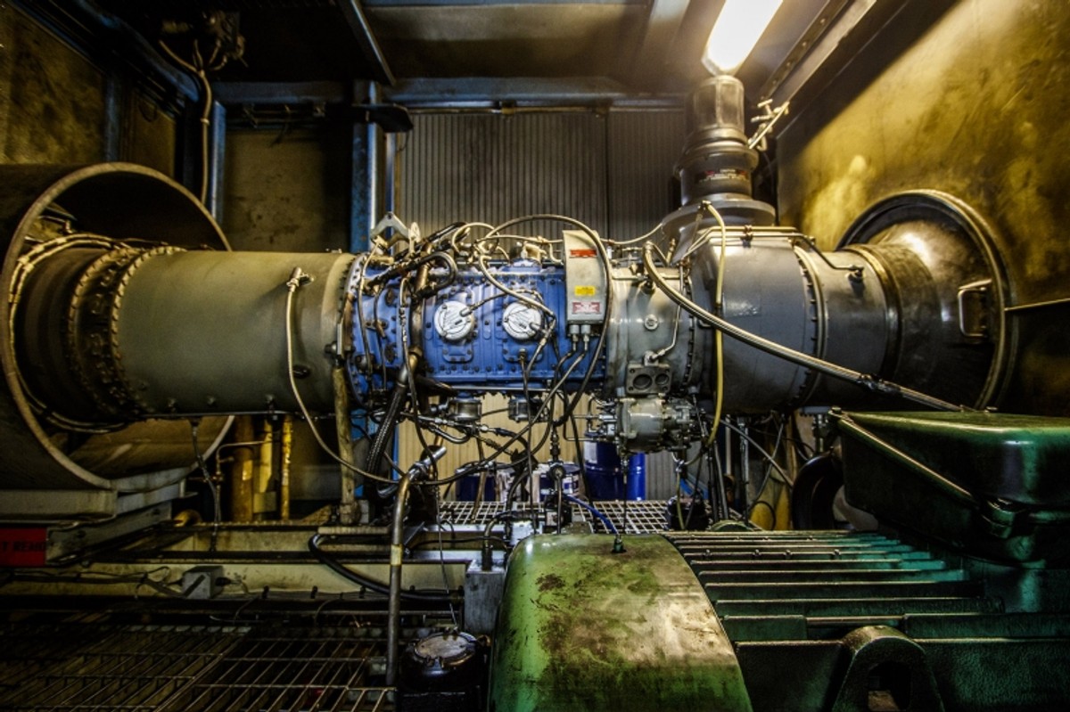 Turbina gazowa – początek budowy lokalnego systemu energetycznego, 2000 r.
