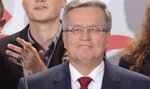 Ile zyska Komorowski rezygnując z emerytury?