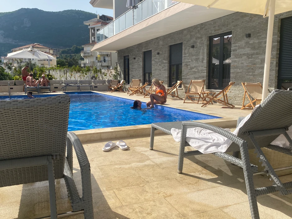 Mahrina i Ema Radujko