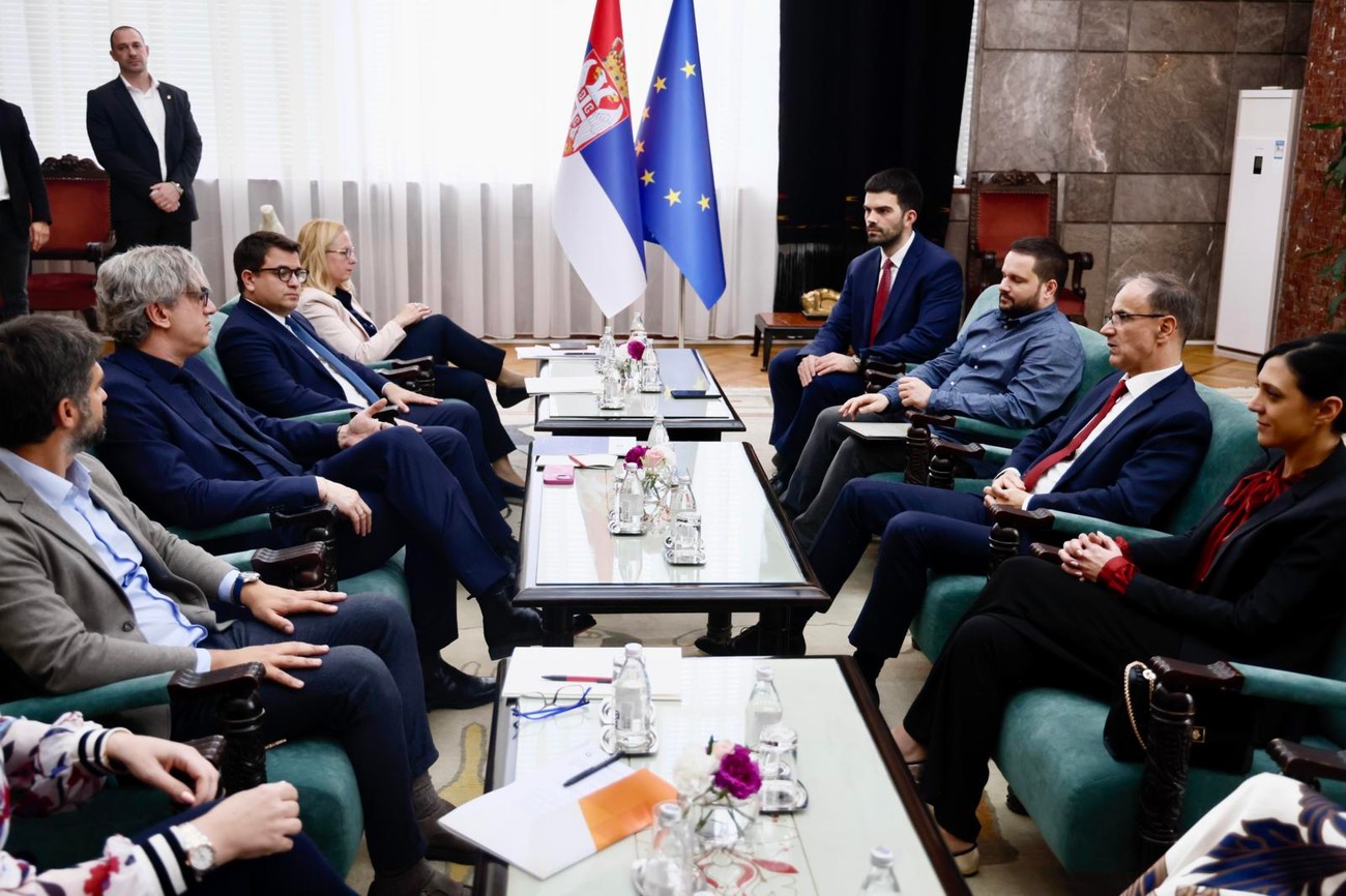 Premijer Macut razgovarao sa Čadežom: Vlada će intenzivirati saradnju sa PKS na korist države, privrede i građana
