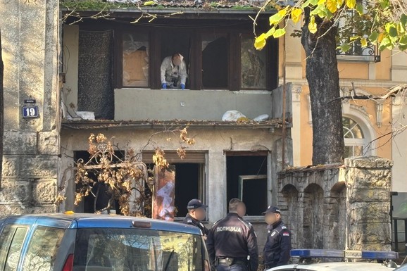 (FOTO) VALENTINA, SRĐAN I MIHALJ BRUTALNO UBILI MUŠKARCA U CENTRU BEOGRADA Tukli ga po telu metalnim i drvenim šipkama do smrti, tužilaštvo podiglo optužnicu