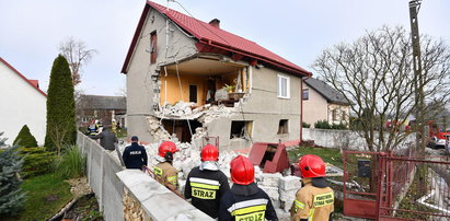 Wybuch gazu w domu jednorodzinnym w Łukowej. Dwie osoby zostały ranne
