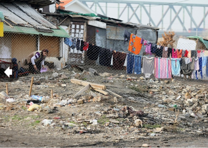 Divlje naselje blizu Pančevačkog mosta