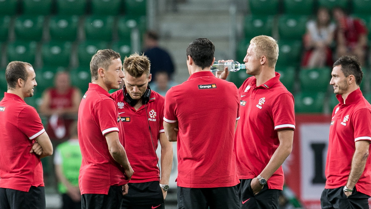 Po niemal dokładnie trzech miesiącach reprezentacja Polski wróciła na Stadion Miejski we Wrocławiu. Przy ostatniej wizycie Biało-Czerwoni ulegli tu Czechom 0:1 i odpadli z Euro 2012. Piłkarze jednak nawiązali przy okazji starcia z Mołdawią do tamtych wydarzeń.