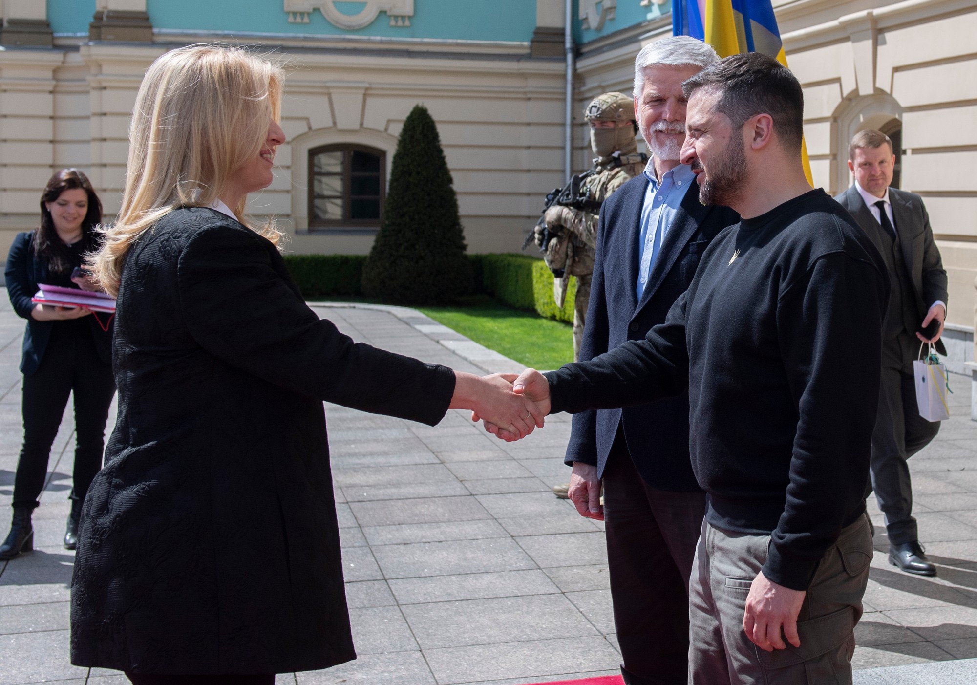 Prezidentka SR Zuzana Čaputová spolu s českým prezidentom Petrom Pavlom pricestovali na návštevu Ukrajiny.