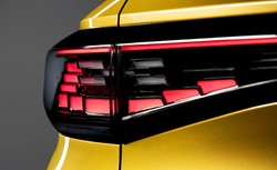 Volkswagen ID.4 ujawniony. W cenie prąd na trzy lata szybkiego ładowania bez limitów