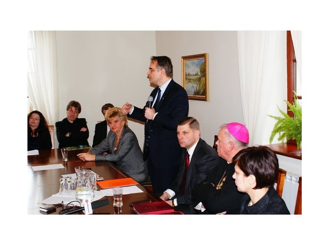 Krzysztof Borkowski -9,06 mln zł (obok Waldemara Pawlaka)/www.kborkowski.pl