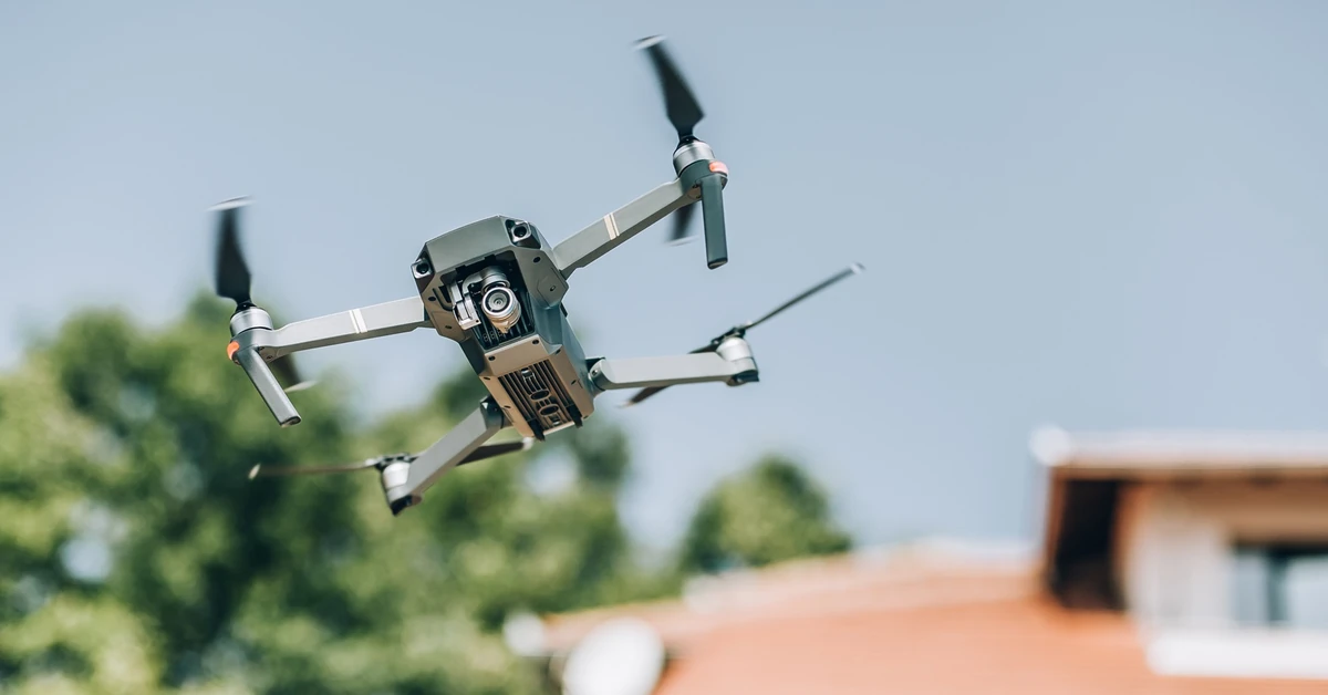 Soczewki mniejsze niż ludzki włos. Przełom w optyce dla telefonów i dronów