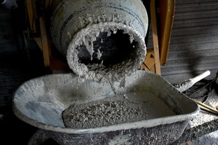 Lewica chce wprowadzić zakaz importu cementu z Białorusi