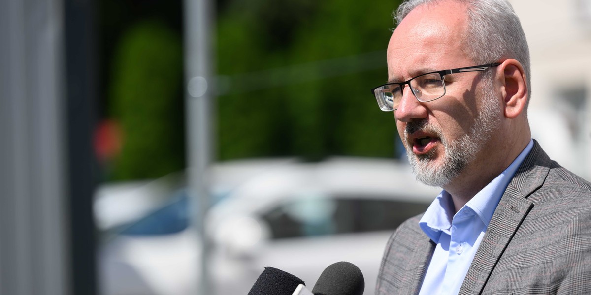 Majątek Adama Niedzielskiego. Jak wzbogacił się minister zdrowia przez