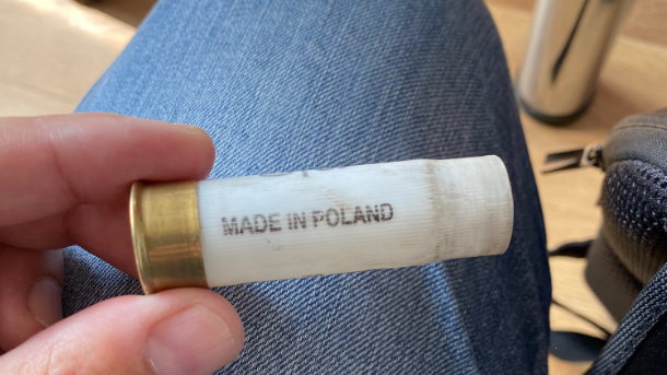 Łuska z napisem "Made in Poland" znaleziona przez Sławomira Sierakowskiego