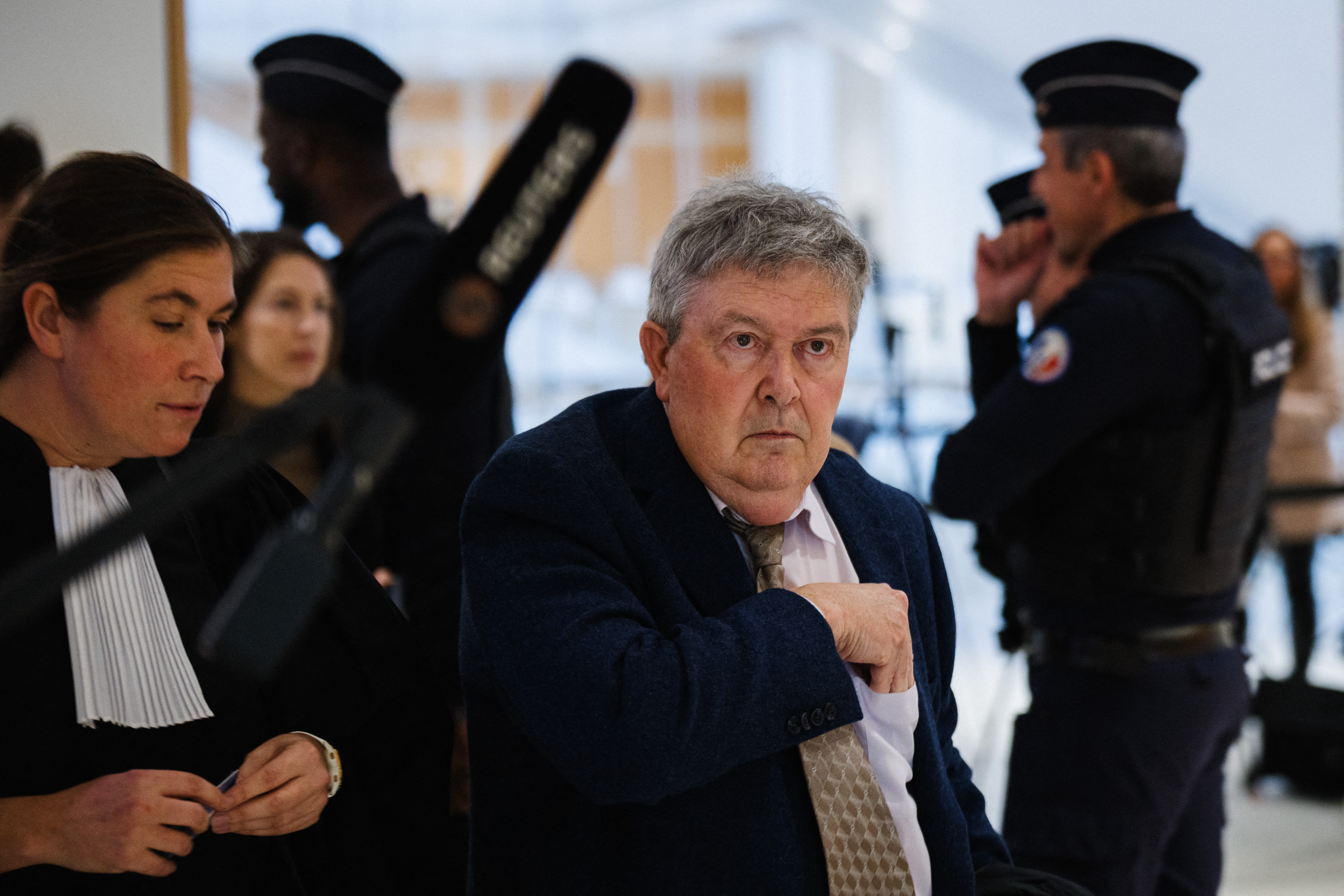 Le procès Lafarge pour le financement de l'EI en Syrie reporté suite à une irrégularité