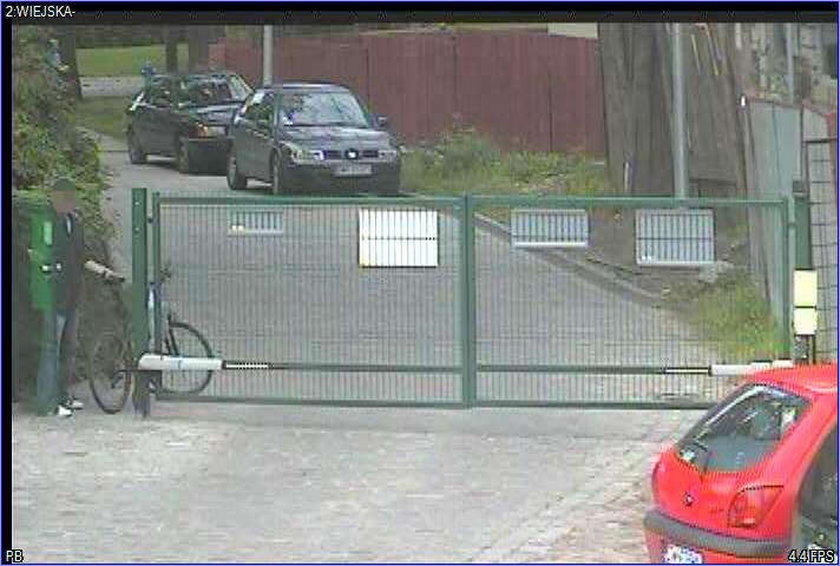 Kradnie rower pod okiem kamery