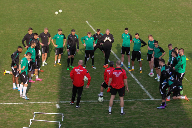 Ekstraklasa: Decyzja PZPN wstrzymana. Lechia nie straci punktu. Przynajmniej na razie...