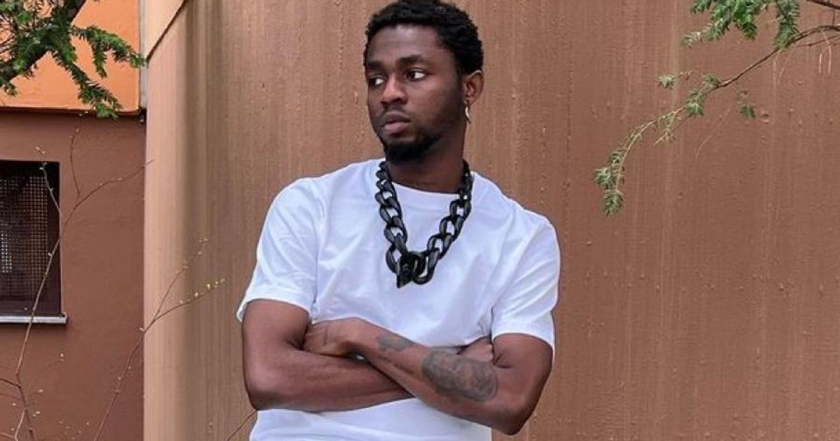 Omah Lay talks about battling depression in new interview - Vimarsana News
