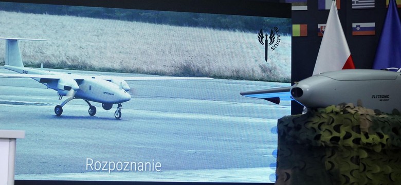 Polska się zbroi. Roje niewielkich dronów powiązanych z artylerią uderzą we wroga