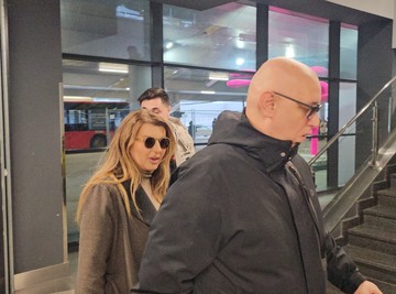 NIKO NIJE VEROVAO U LJUBAV VIKI I TAŠKETA: Pevačica prvi put javno otkrila ZAŠTO NIGDE NE IDE BEZ MUŽA: "Drugačiji smo od ljudi iz okruženja" 